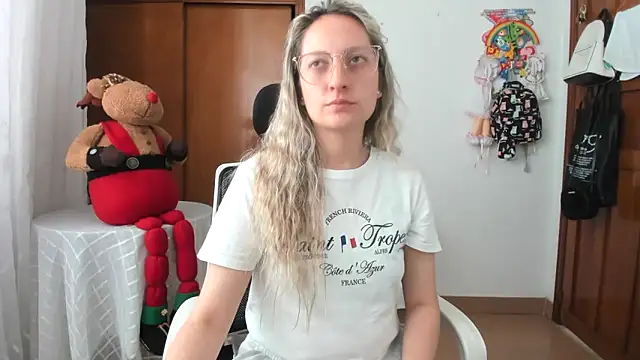 Adele johnsonn1 online show from 14, 1, 2026