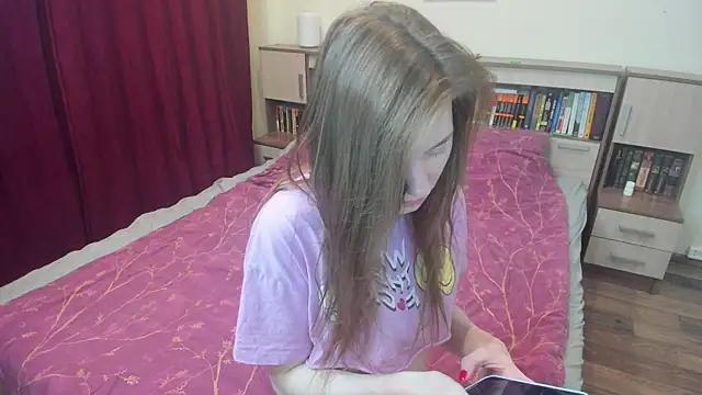 Snapshot of LianaMiller88 chatting on 10, 3, 2025 LianaMiller88 online show from 10, 3, 2025