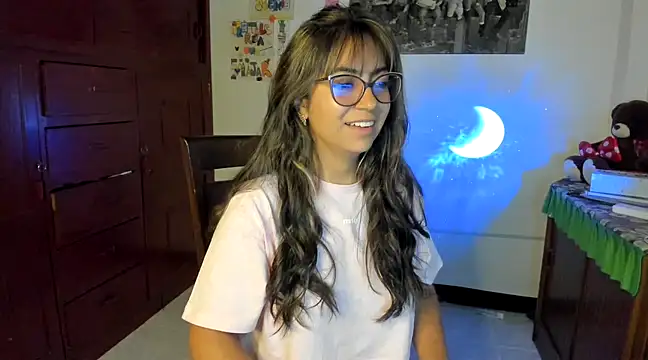 Snapshot of Isabellaa22_1 chatting on 6, 2, 2025 Isabellaa22 1 online show from 6, 2, 2025
