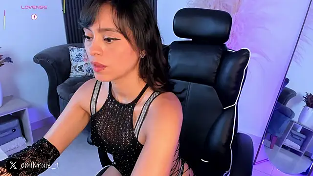 emilyruiz1 online show from 9, 1, 2026