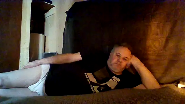 Nightshade7712 online show from 5, 11, 2025