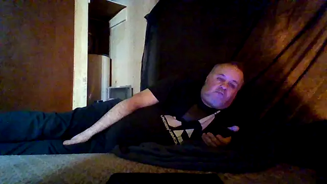 Nightshade7712 online show from 22, 12, 2025