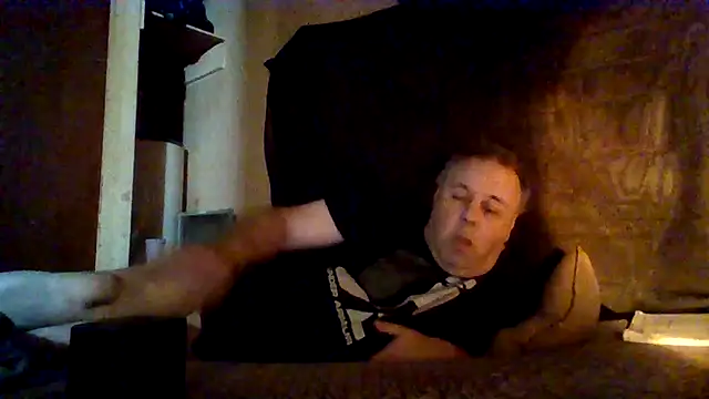 Nightshade7712 online show from 27, 10, 2025