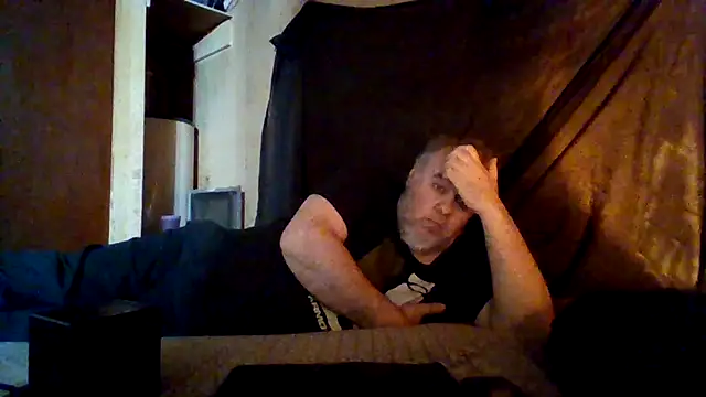 Nightshade7712 online show from 17, 2, 2026