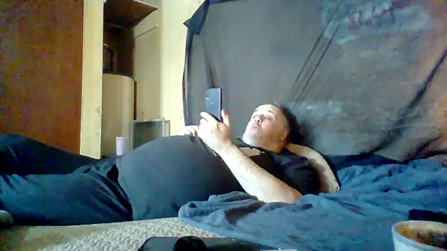 Nightshade7712 online show from 2, 12, 2025