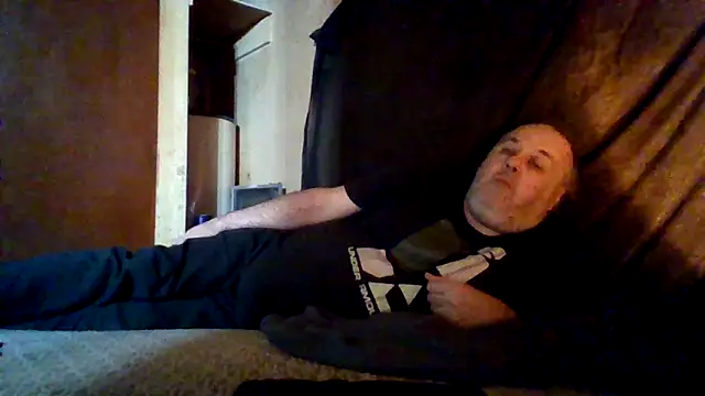 Nightshade7712 online show from 22, 12, 2025