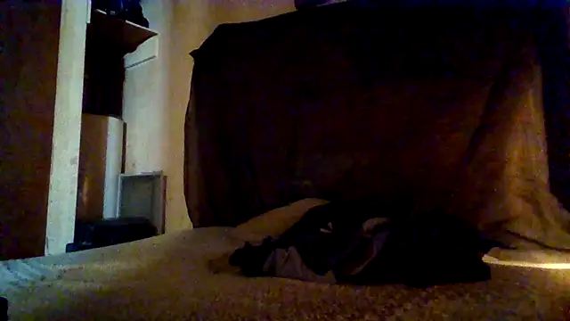 Nightshade7712 online show from 21, 10, 2025