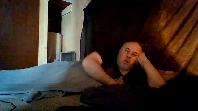 Nightshade7712 online show from 18, 12, 2025