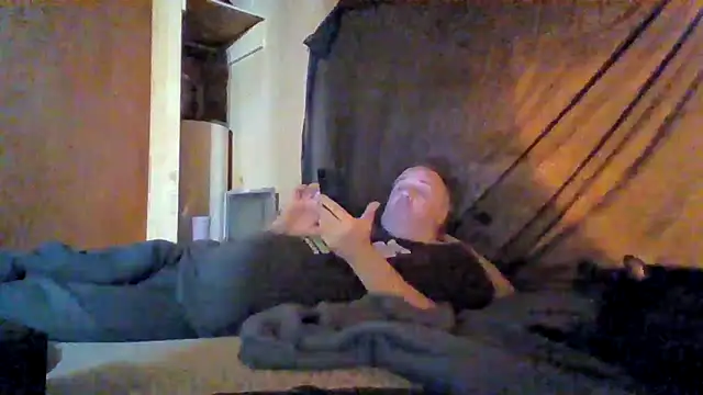 Nightshade7712 online show from 7, 1, 2026