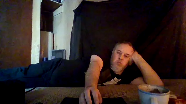 Nightshade7712 online show from 18, 2, 2026