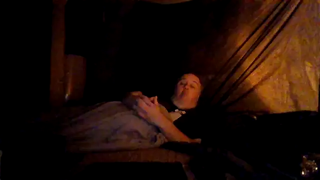 Nightshade7712 online show from 14, 2, 2026