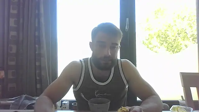 Vekie 007 online show from 1, 5, 2026