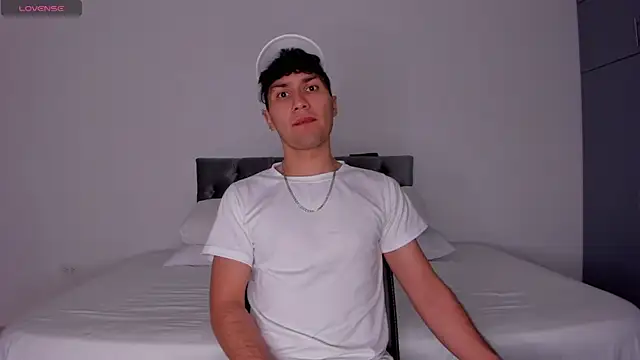 Snapshot of Valerio_James7 chatting on 12, 3, 2025 Valerio James7 online show from 12, 3, 2025