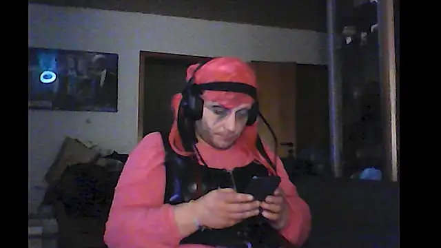 Snapshot of Family666Zombie chatting on 13, 6, 2026 Family666Zombie online show from 13, 6, 2026