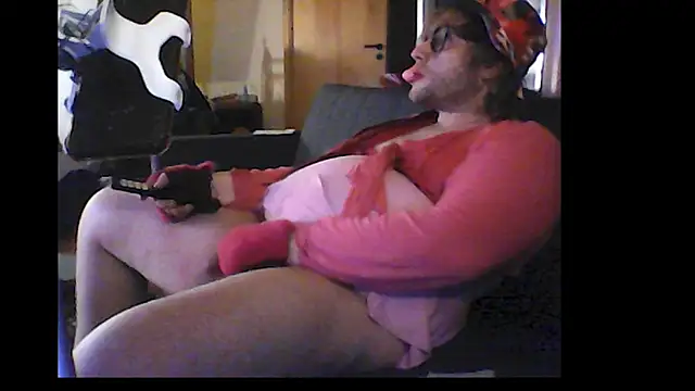 Snapshot of Family666Zombie chatting on 15, 5, 2026 Family666Zombie online show from 15, 5, 2026