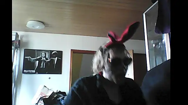Snapshot of Family666Zombie chatting on 14, 6, 2026 Family666Zombie online show from 14, 6, 2026