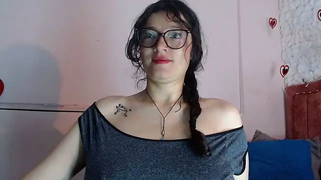 lunazulsj online show from 10, 3, 2025