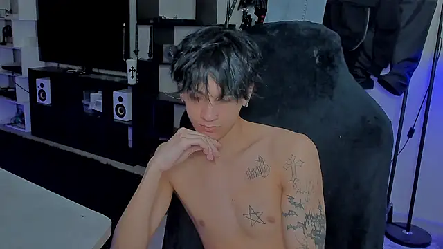 MarkBrowniii online show from 10, 4, 2026