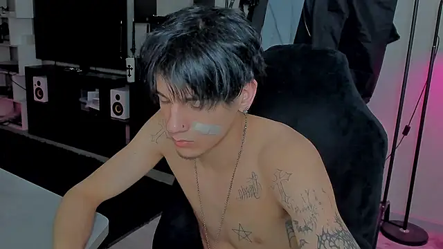 MarkBrowniii online show from 4, 4, 2026