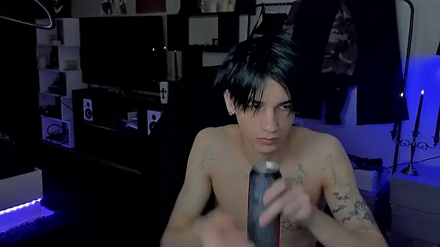 Snapshot of MarkBrowniii chatting on 8, 6, 2026 MarkBrowniii online show from 8, 6, 2026