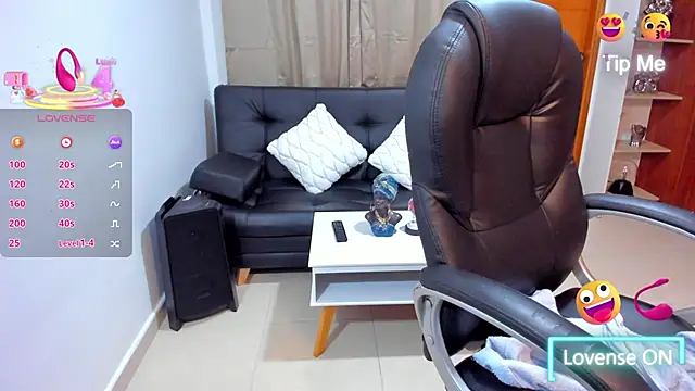 Snapshot of Alison_Lemos chatting on 20, 5, 2026 Alison Lemos online show from 20, 5, 2026