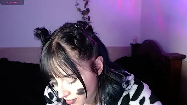 shayla bbs online show from 18, 10, 2025