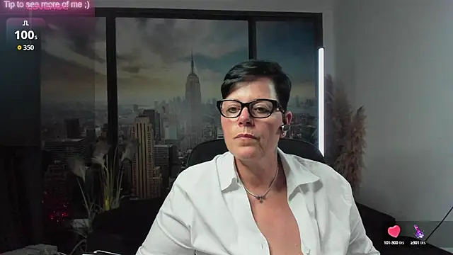 Snapshot of ninarandmann chatting on 23, 9, 2025 ninarandmann online show from 23, 9, 2025