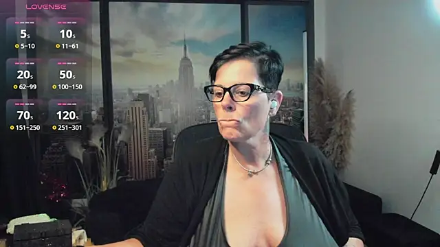 Snapshot of ninarandmann chatting on 21, 9, 2025 ninarandmann online show from 21, 9, 2025