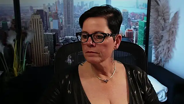 Snapshot of ninarandmann chatting on 2, 11, 2025 ninarandmann online show from 2, 11, 2025