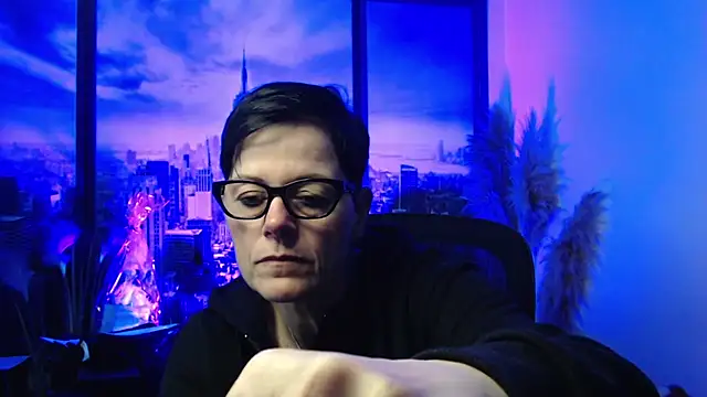 ninarandmann online show from 10, 4, 2026