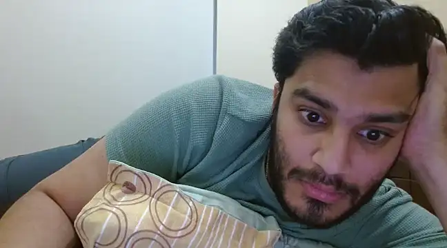 Snapshot of robintoit chatting on 22, 2, 2025 robintoit online show from 22, 2, 2025