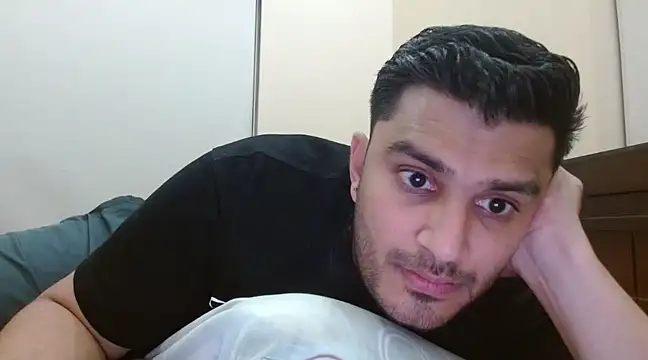 Snapshot of robintoit chatting on 6, 3, 2025 robintoit online show from 6, 3, 2025