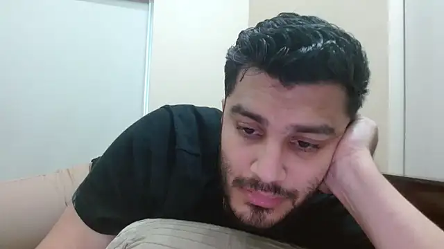 Snapshot of robintoit chatting on 10, 9, 2025 robintoit online show from 10, 9, 2025