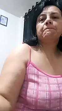 Snapshot of Natasha_milf__ chatting on 2, 3, 2025 Natasha milf online show from 2, 3, 2025