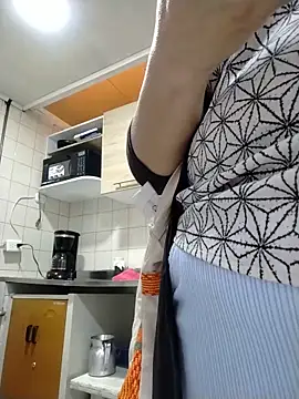 Natasha milf   online show from 14, 5, 2026