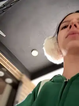 Bonniepark online show from 22, 10, 2025