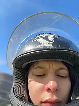 Bonniepark online show from 9, 10, 2025