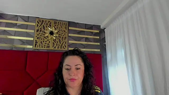 hanny milf online show from 17, 6, 2026