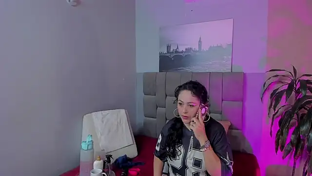 hanny milf online show from 18, 7, 2026