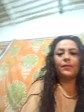 Snapshot of hanny_milf chatting on 3, 3, 2025 hanny milf online show from 3, 3, 2025