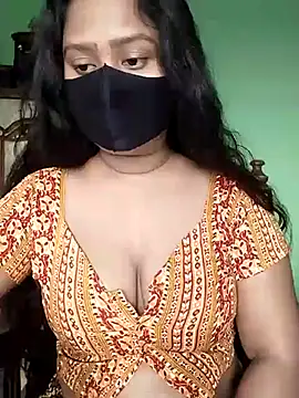 Idhika Paul online show from 9, 3, 2025