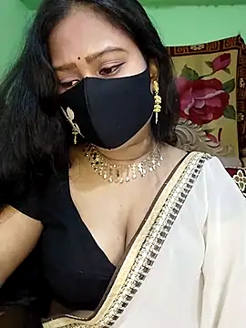 Idhika Paul online show from 11, 3, 2025