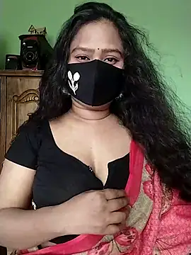Idhika Paul online show from 14, 3, 2025