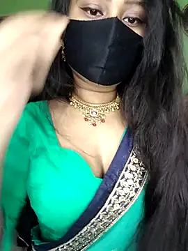 Idhika Paul online show from 15, 4, 2026