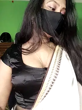 Idhika Paul online show from 28, 3, 2026