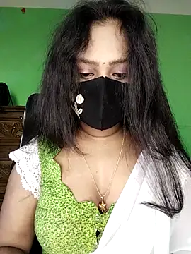 Idhika Paul online show from 15, 2, 2026