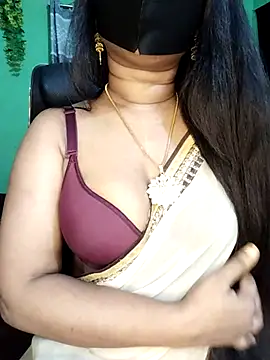 Idhika Paul online show from 10, 10, 2025