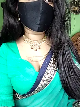 Idhika Paul online show from 13, 4, 2026