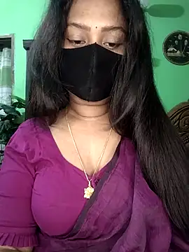 Idhika Paul online show from 10, 4, 2026