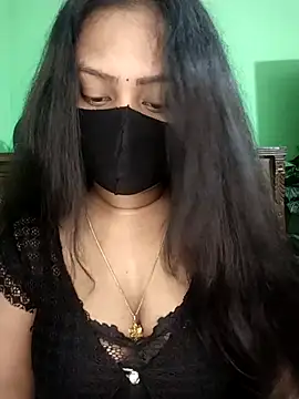 Idhika Paul online show from 18, 3, 2026